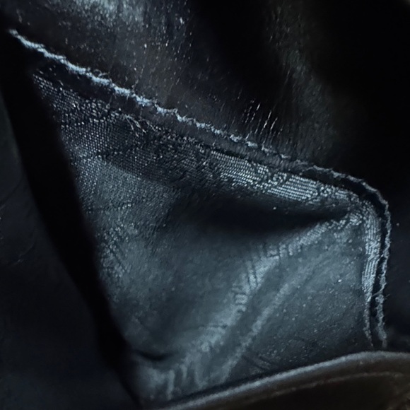 Dunhill Unisex Black Leather Wallet with Gold Accents - Picture 11 of 16